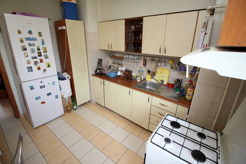 Crangasi, 4 camere transformat in 3 camere, centrala proprie, mobilat