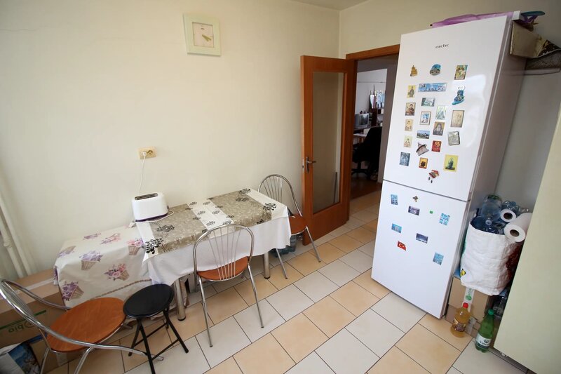 Crangasi, 4 camere transformat in 3 camere, centrala proprie, mobilat