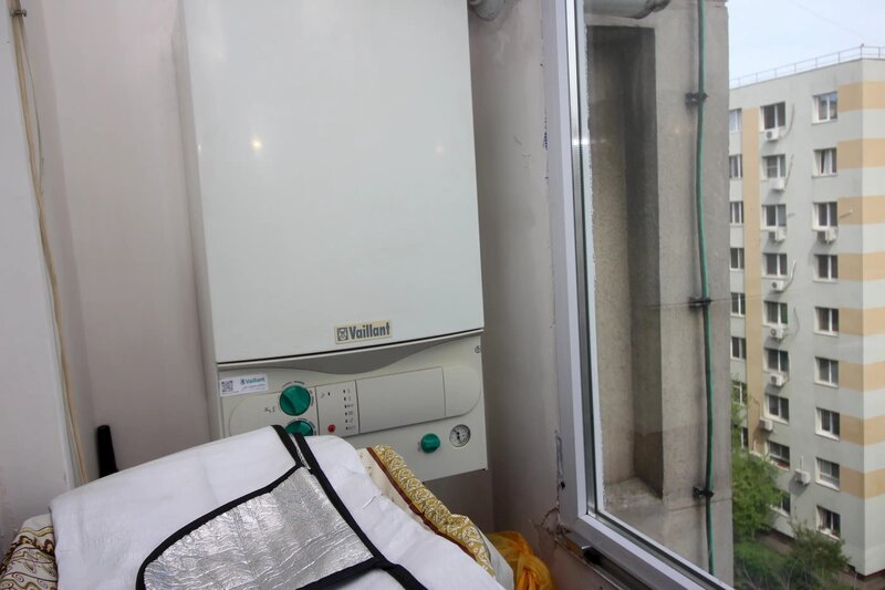 Crangasi, 4 camere transformat in 3 camere, centrala proprie, mobilat