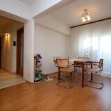 Crangasi, 4 camere transformat in 3 camere, centrala proprie, mobilat